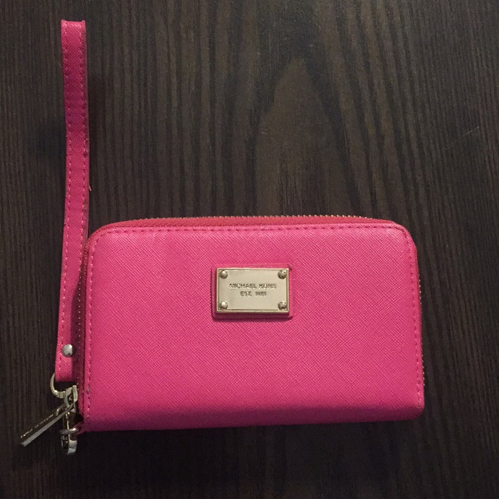 Michael Kors Wristlet